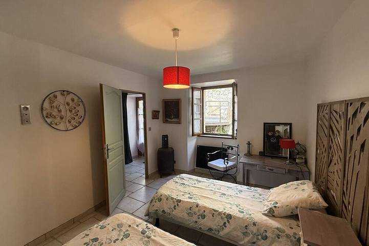 Gîte pour 6 personnes, avec terrasse à Barre-des-Cévennes - 3