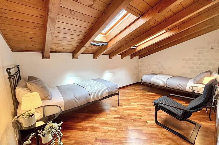 Ganze Wohnung, Casa Lory S - Zweizimmer-Penthouse nur wenige Schritte vom See entfernt in Bellagio, Gemeinde Bellagio