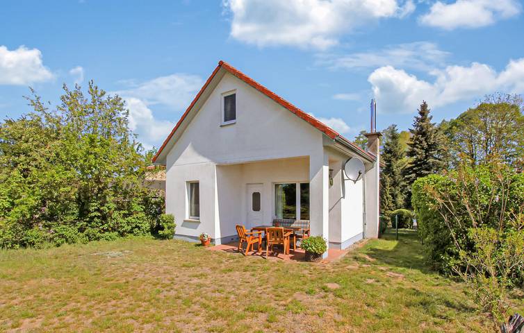 Ferienhaus für 4 Personen, mit Terrasse und Garten in Loppin