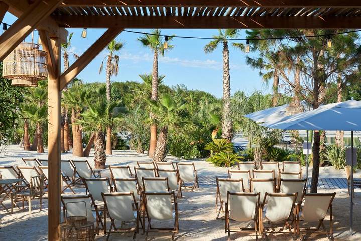 Camping pour 4 personnes, avec Jacuzzi et Terrasse ainsi que Piscine et Sauna à Grimaud - 3