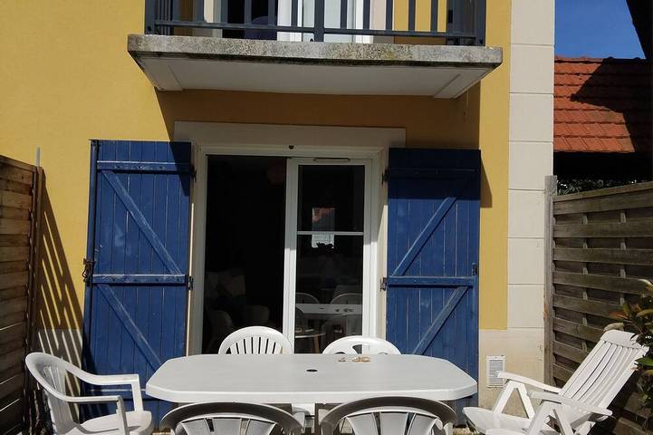 Gîte pour 5 personnes, avec piscine