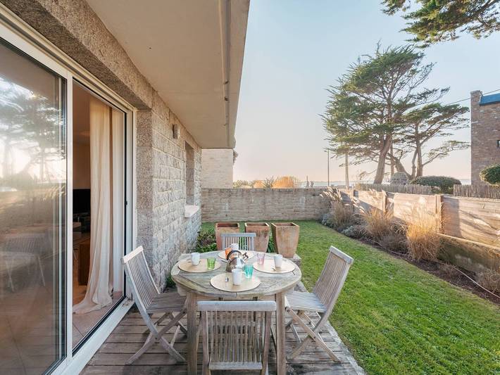 Appartement de vacances pour 4 personnes, avec jardin et terrasse, animaux acceptés