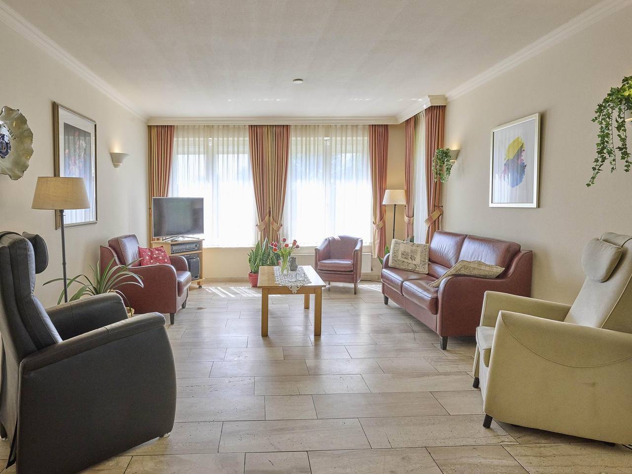 Moderne Ferienvilla mit besonderer Ausstattung
 in Panningen, Limburg (Niederlande)