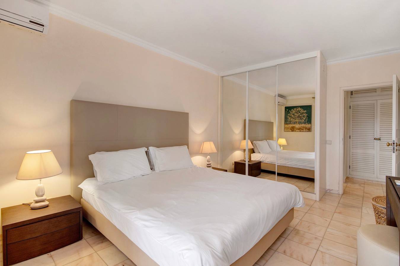 Hel leilighet, Apartment 'Tennis View' with Private Pool, Wi-Fi and Air Conditioning in Vale do Lobo, Almancil