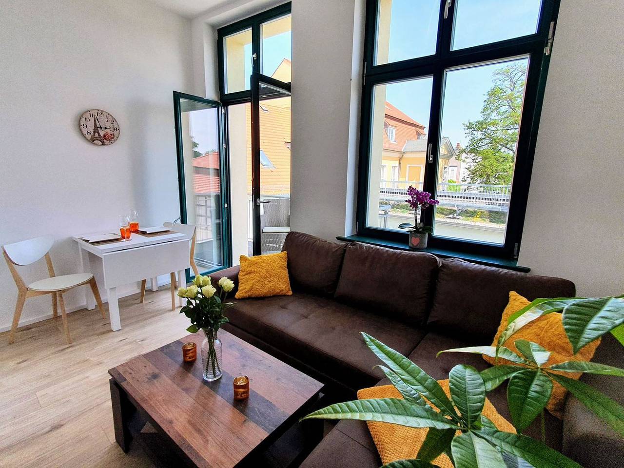 Ganze Wohnung, Willkommen im Hogulu - Haus 1, Appartement 13 in Brandenburg an der Havel! in Brandenburg an der Havel