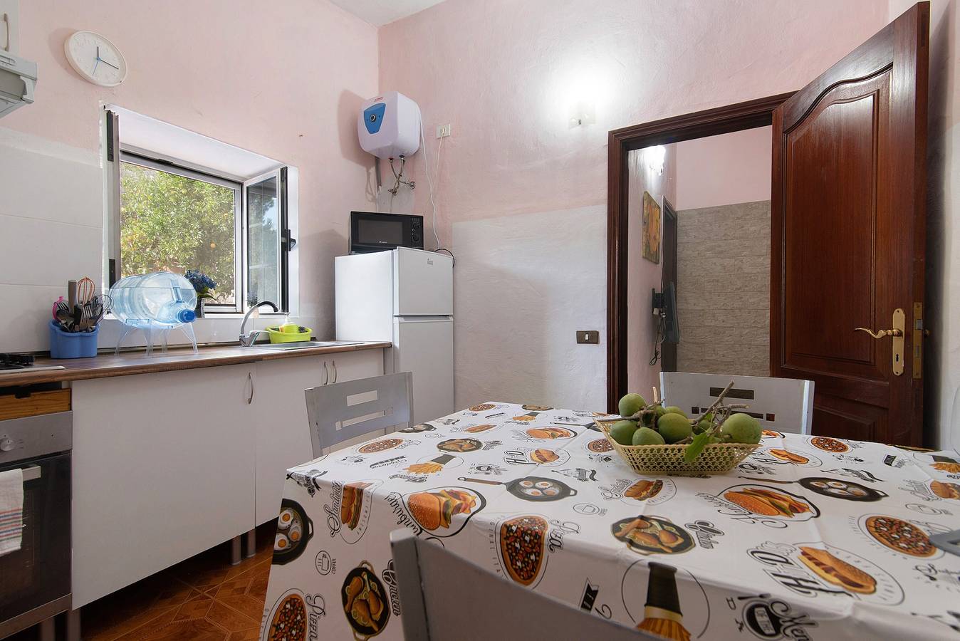 'Vivienda V Torres 1' con vistas a la montaña, terraza privada y Wi-Fi in Vega de San Mateo, Gran Canaria Norte