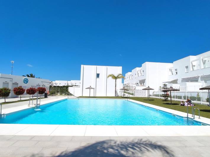 Holiday home for 6 people, with balcony and garden as well as pool - 1