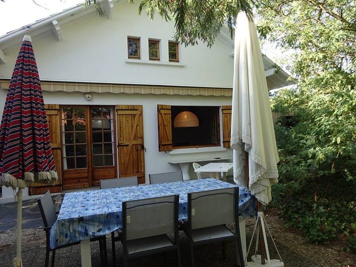 Bungalow para 8 personas, con Terraza y Jardín en Biscarrosse