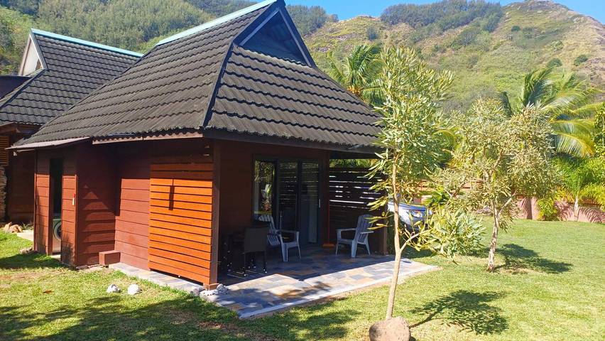 Gîte pour 2 personnes, avec jardin et vue sur le lac dans Mo'orea - 3
