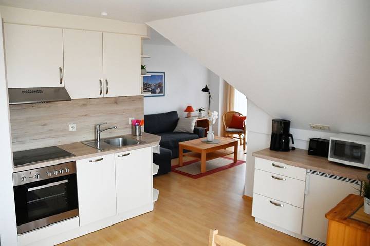 Ferienwohnung für 2 Personen, mit Balkon und Balkon/Terrasse in Lemkenhafen