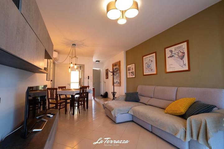 Location de vacances pour 4 personnes, avec vue et balcon à Noicàttaro - 2