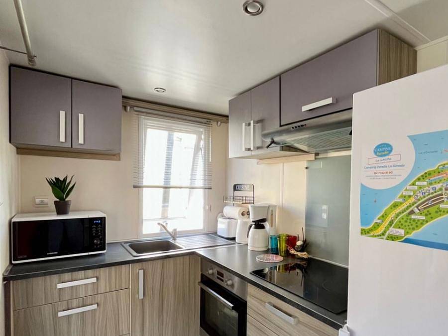 Camping Paradis - Village De Vacances La Gineste - Mobilheim 4 personen - Cottage Premium mit Seeblick in Arnac, Aurillac und Umgebung
