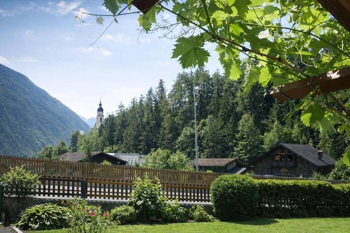 Gîte pour 4 personnes, avec vue et balcon à Tarrenz - 2