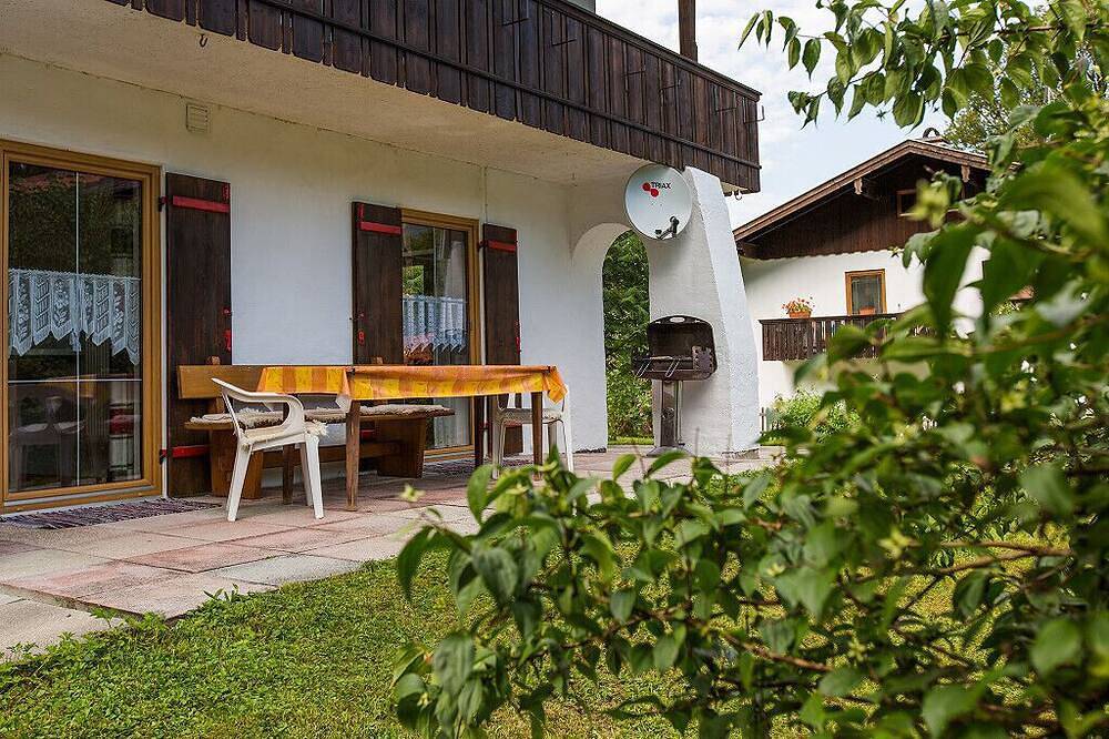 Apartamento entero, Apartamento con impresionantes vistas a la montaña - el sueño de vacaciones en las montañas in Schönau am Königssee, Alpes de Berchtesgaden