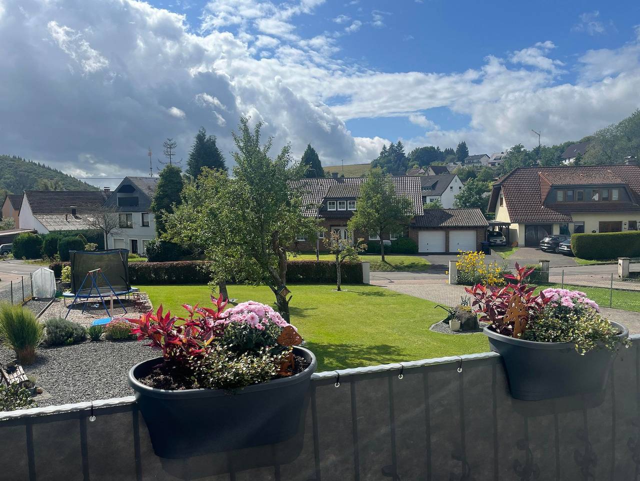 Ganze Ferienwohnung, Ferienwohnung Thönnes - 2-Bett-Ferienwohnung Dusche/Wc, 1 Schlafraum in Oberstadtfeld, Vulkaneifel