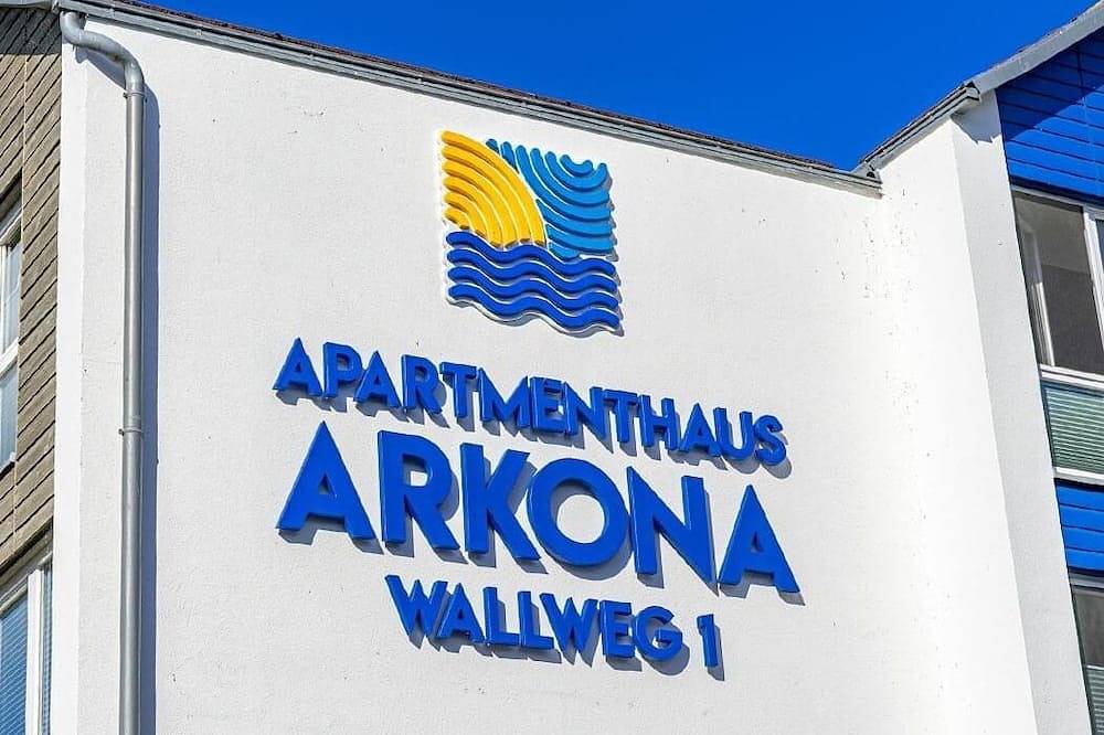 Ganze Wohnung, Apartmenthaus Arkona Vitte nur ca. 200m zum Strand, Wlan, 2-4 Personen in Hiddensee, Vorpommern-Rügen
