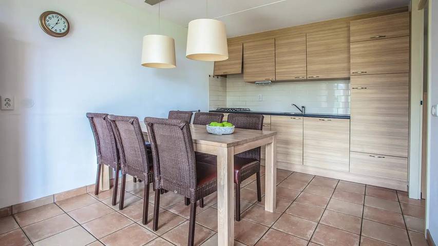 Ferienhaus für 7 Personen, mit Terrasse und Garten sowie Pool in Medemblik - 3