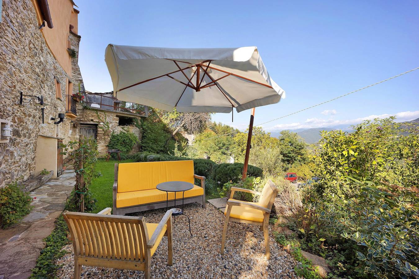 Casa vacanze 'Casa Vittorina' con giardino, terrazza e Wi-Fi in Cartari (Cesio), Cesio