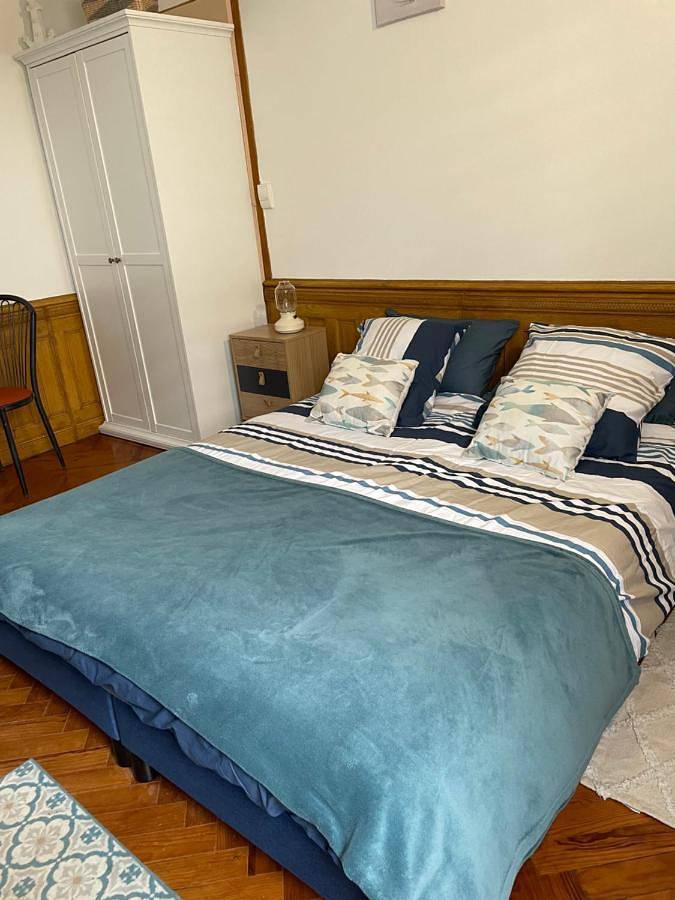 Chambre d’hôte pour 2 personnes, avec Terrasse ainsi que Jardin et Piscine