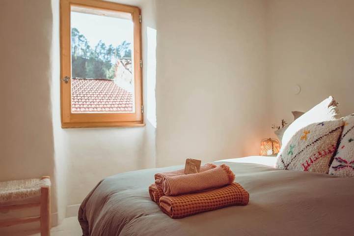 Location de vacances pour 2 personnes, avec terrasse à Génolhac - 4