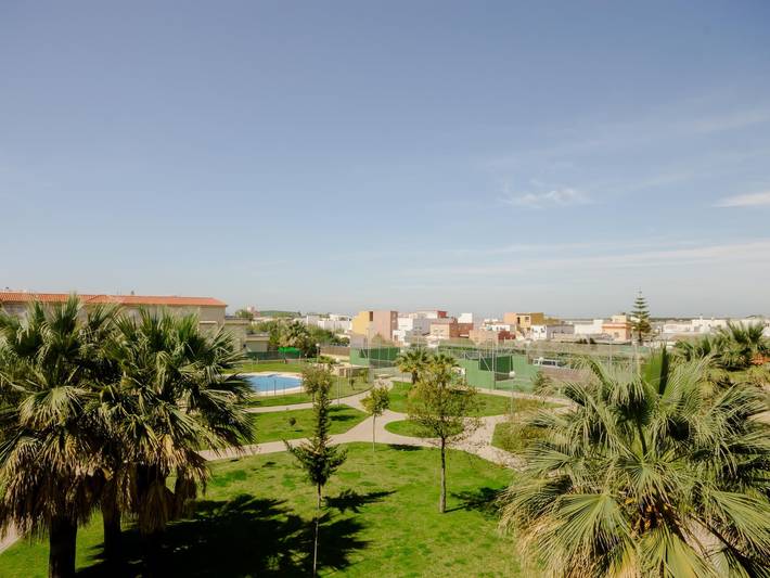 Apartamento vacacional entero, Urbanización con piscina (206) in Sanlúcar de Barrameda, Costa de la Luz