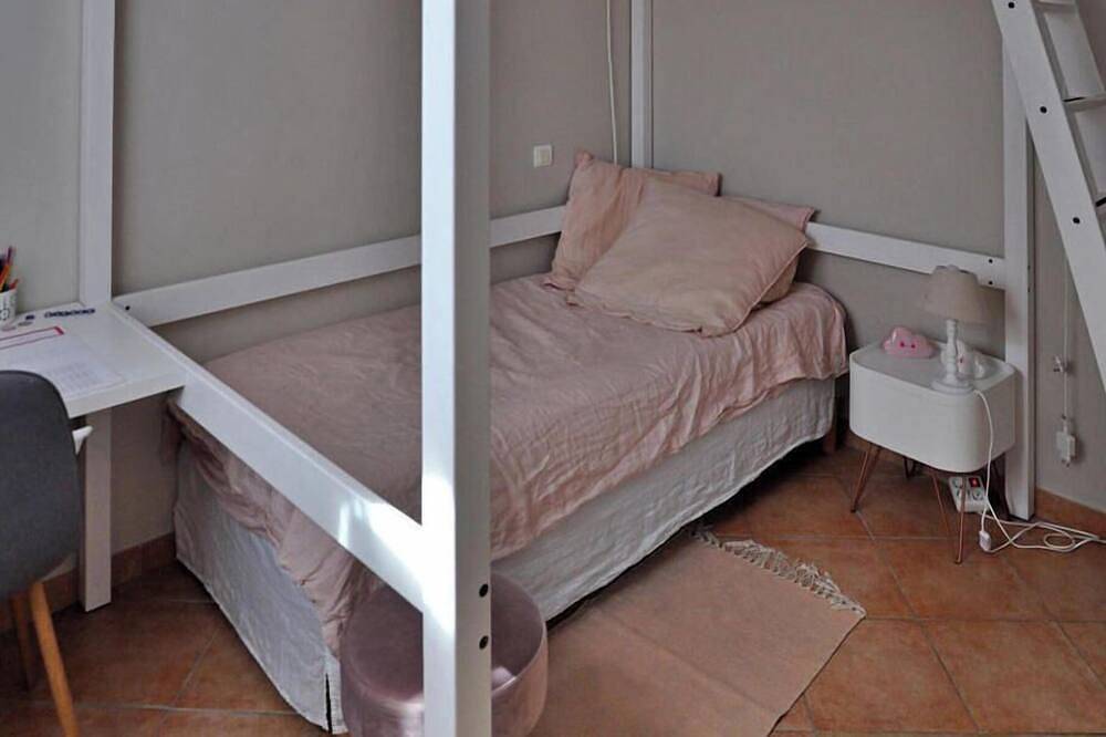 Villa in Provence, 10min from Avignon in Châteauneuf-de-Gadagne, Vaucluse