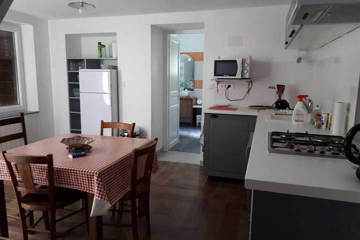 Vakantiehuis voor 7 personen, with tuin and terras as well as zwembad in de Ardennen