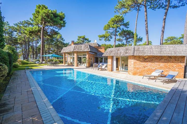 Location de vacances pour 10 personnes, avec balcon et jardin dans Thalazur (Arcachón)