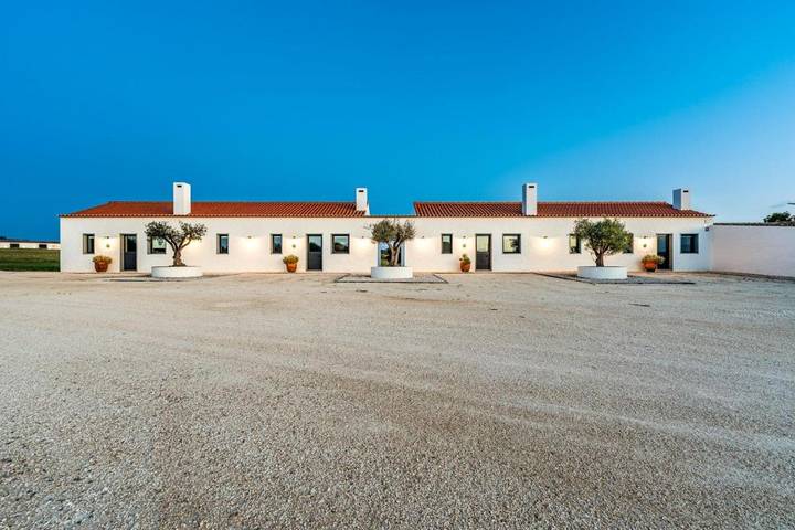 Casa de férias para 3 pessoas, com vista e piscina e ainda jardim em Zambujeira do Mar