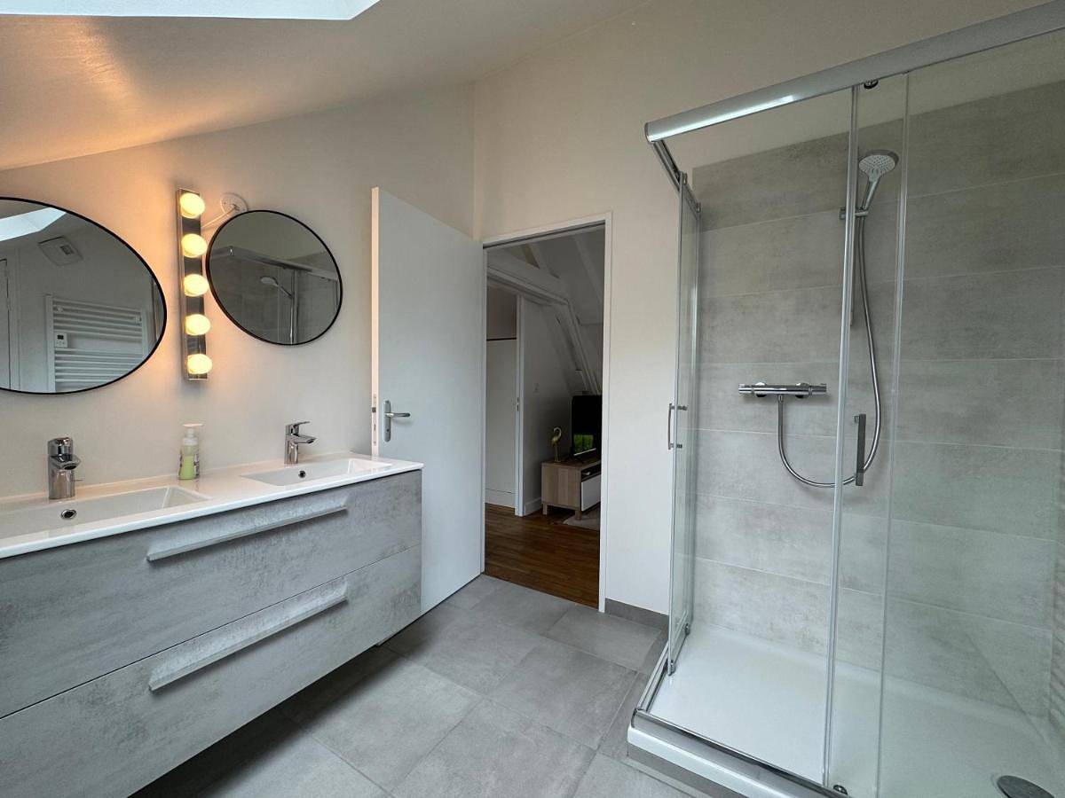 Appartement entier, Le Mendo - Wi-Fi, Tv, Parking, Moderne, Neuf in Orvault, Région de Nantes