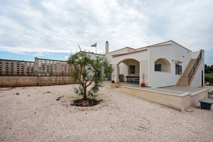 Villa pour 4 personnes, avec jardin, animaux acceptés à Ostuni