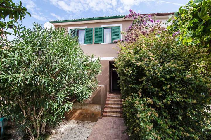 Apartamento vacacional entero, Apartamento de vacaciones amueblado con encanto in Banjole, Costa sur de Istria