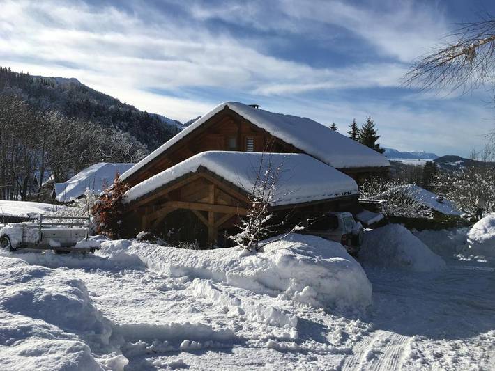 Chambre d’hôte pour 4 personnes, avec vue ainsi que jardin et terrasse