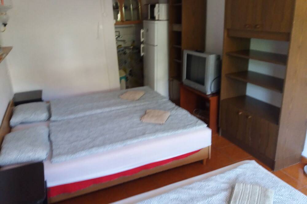 Ganze Wohnung, Lugas Kisapartman 1-bedroom apartment in enchanting Badacsonytomaj with Ac, Wifi in Badacsonytomaj, Balaton