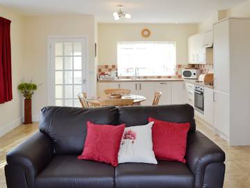 Holiday Rental for 4 People in Weymouth, Dorset, Photo 2