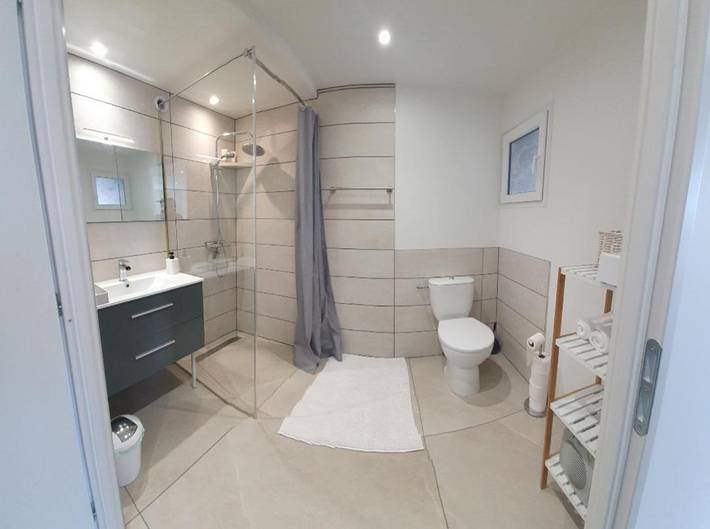 Gîte pour 4 personnes, avec Terrasse et Vue à Mercury - 4