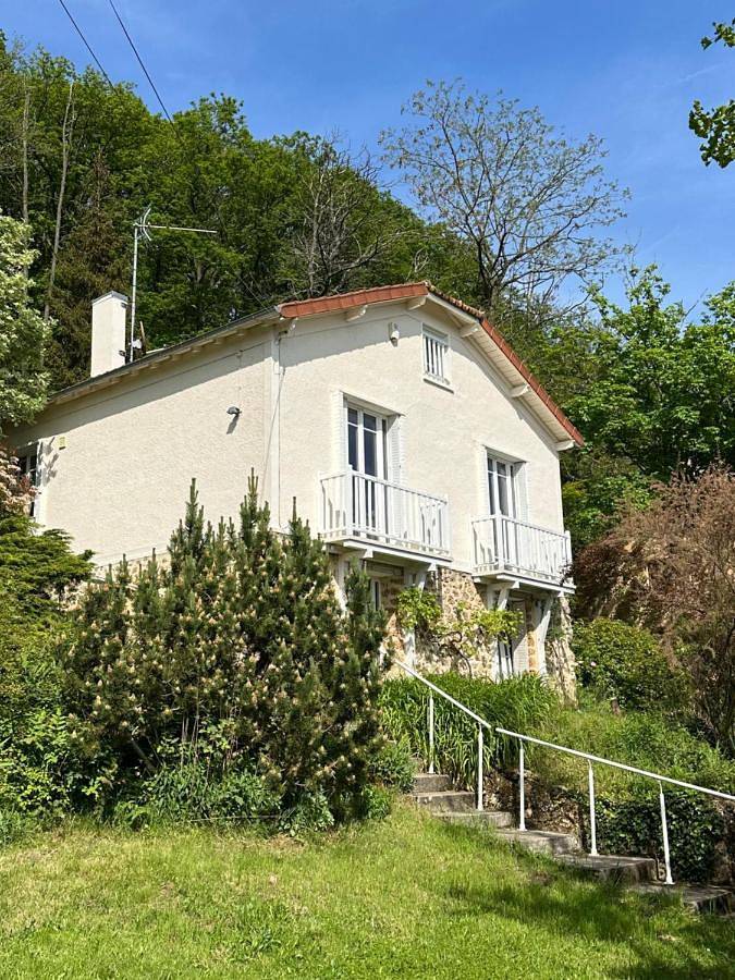 Location de vacances pour 6 personnes, avec vue et terrasse à Chevreuse - 3