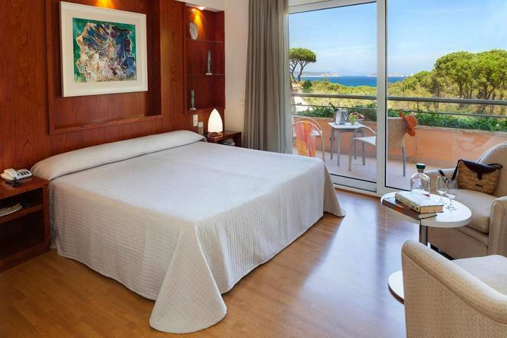 Hôtel pour 2 personnes, avec vue et jardin ainsi que piscine et sauna