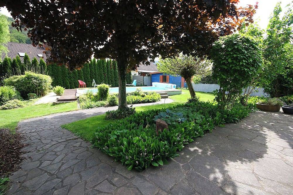 Traumhaus mit Pool und eigener Sauna in Dahn, Pfalz