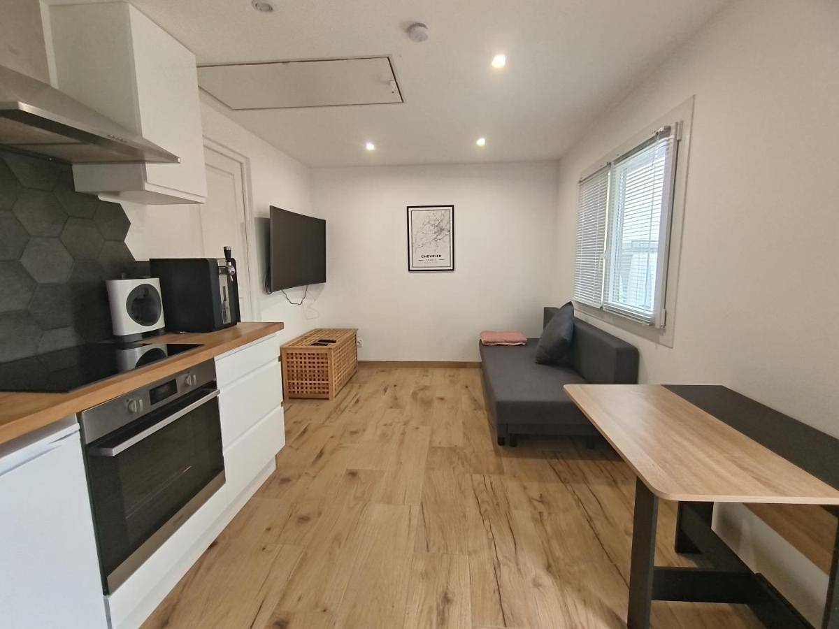 Two-Bedroom Chalet in Chevrier, Région de Saint-Julien-en-Genevois