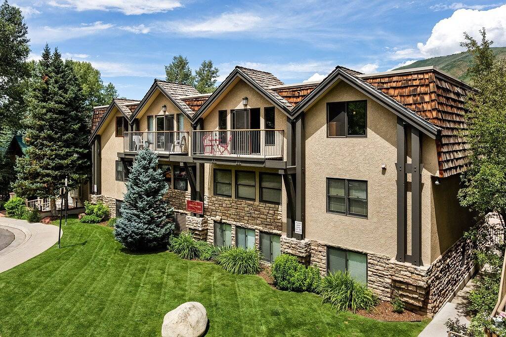 Ganze Wohnung, Unglaubliche Aussicht in offenen 2-Zimmer-Wohnung in Aspen Core! Gehen Sie zur Gondel. in Aspen, Aspen Snowmass