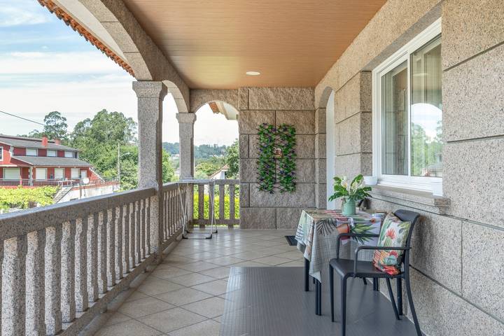 Casa vacacional 'Os Cabaleiros' con vistas a la montaña, terraza privada y Wi-Fi in Mos, Provincia de Pontevedra