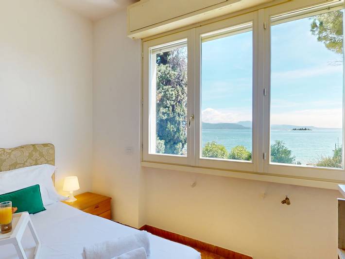 Ferienhaus mit meerblick für 6 Personen, mit Garten und Seeblick