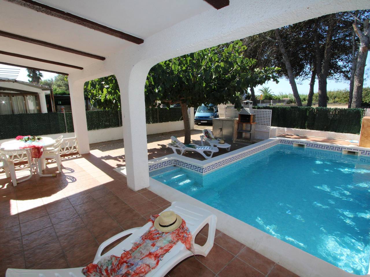 Maison de Vacances Idéale avec Wifi Gratuit, Clim en Option, Plage et Animaux Admis, Proche de la Mer in Riumar, Delta de l'Ebre