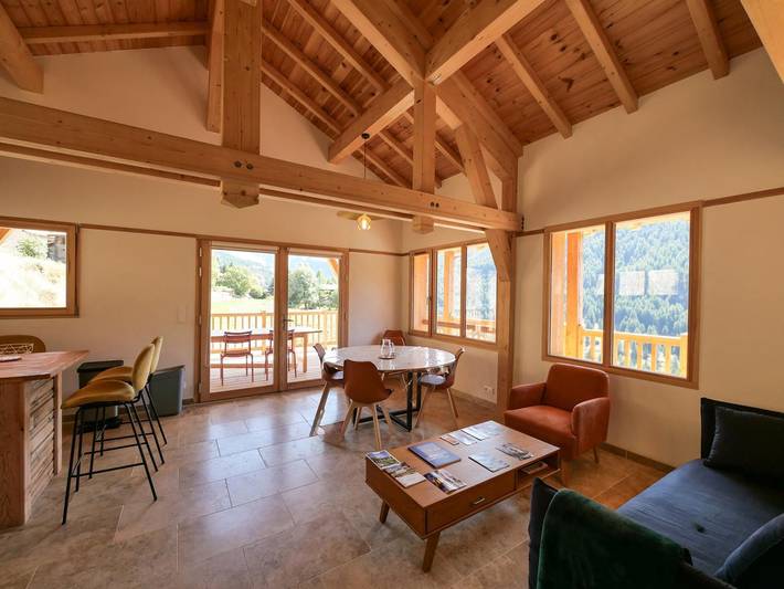 Gîte pour 6 personnes, avec terrasse, animaux acceptés à Molines-en-Queyras - 4