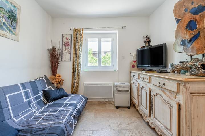 Entire apartment, L atelier de raymond in Verfeuil, Nimes region