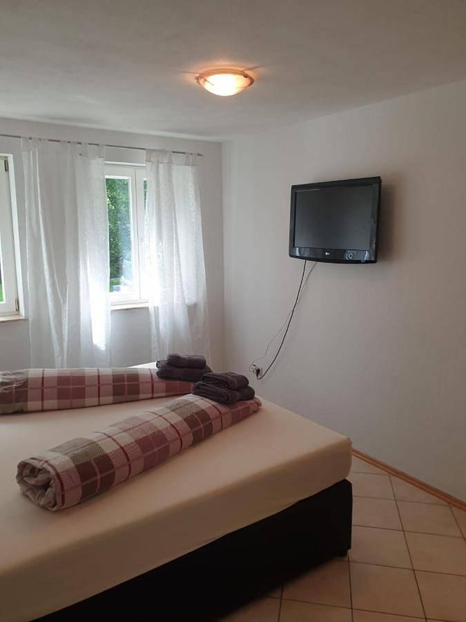 Appartement entier, Apartment with Terrace in Glottertal, Forêt-Noire du Sud