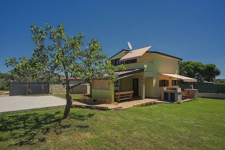 Ferienhaus für 4 Personen, mit Garten und Terrasse, mit Haustier in Sisan - 3