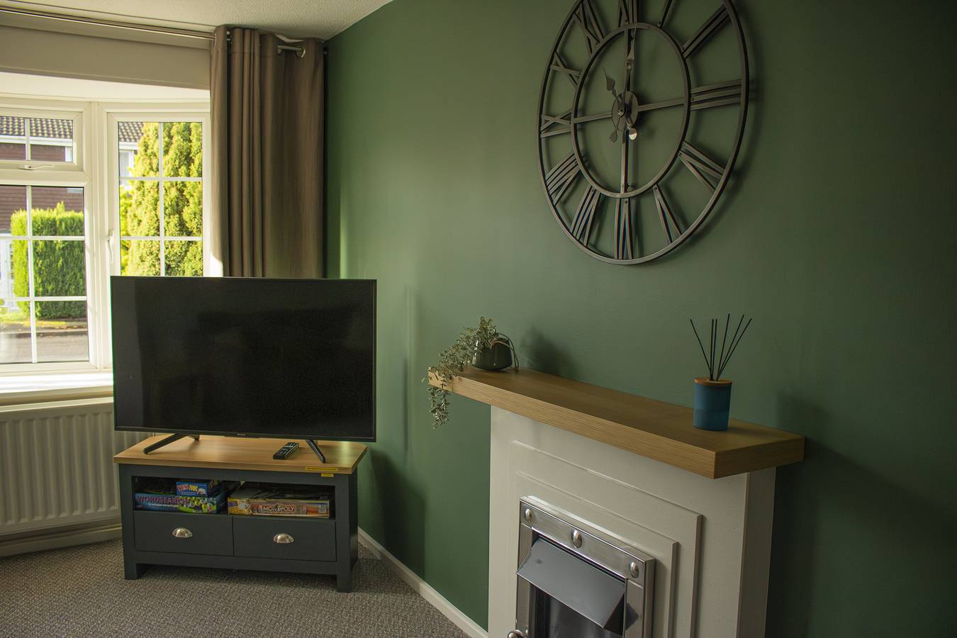 Modern & Stylish 3 Bed Home Stafford - Pass the Keys in Stafford, Staffordshire