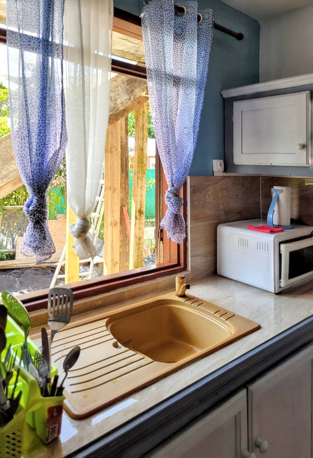 Entire apartment, Charming Apartment in Baie Mahault - 70 m², Mountain View in Baie-Mahault, Guadeloupe (Caribbean)